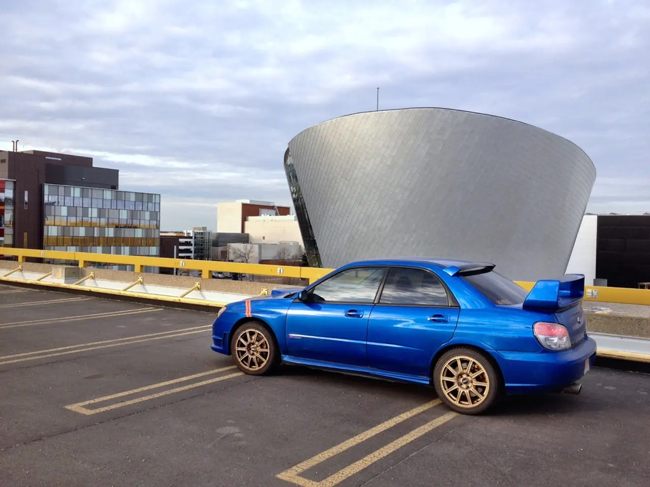 Porsche's 911 and Taycan models receive a coat of Ferragamo's distinctive Blusogno Blue paintjob.