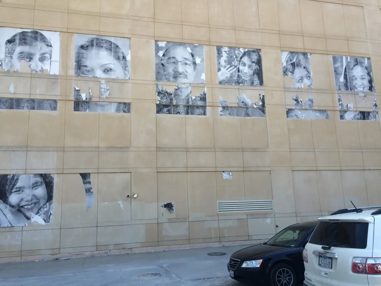 Road closure along the FÜ16 ring road, encompassing the industrial zone of Schwadermühle and...