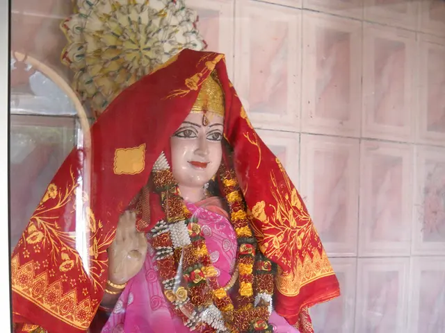 Ancient Irish Tales: The Royal Lineage of Ireland's Folklore Legends