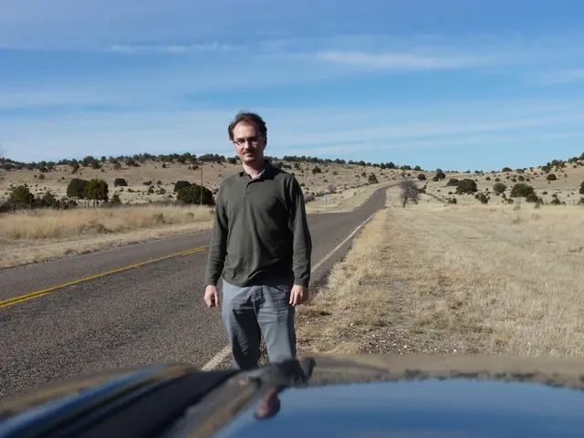 Decline in personal disposable income despite overall economic expansion