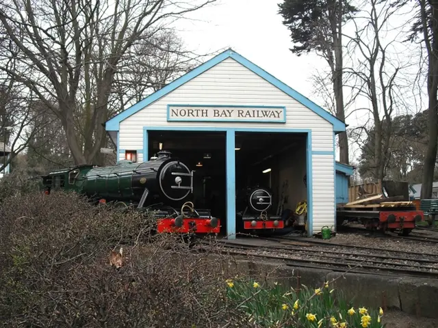 Railway service resumes between Bremen and Hamburg.