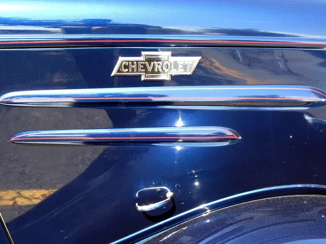 Workers at Risk: Conventional Businesses facing bankruptcy, potentially affecting 600 employees