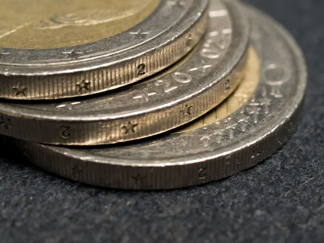 Stock Finances Soar by 353% following Company's Announcement of Innovative SUI Treasury Plan