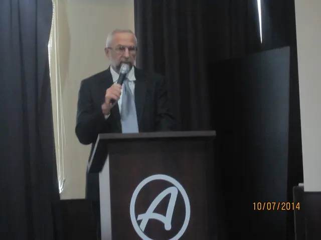 Climbing the ladder through failures: an exploration of charismatic leaders achieving success...