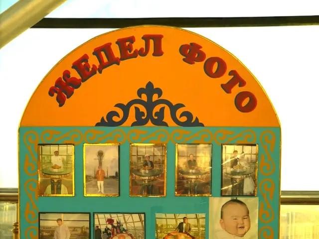 Staff members (male, female, diverse) in Friedrichshafen