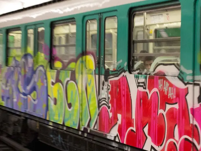 Disrupted rail traffic on significant railway routes