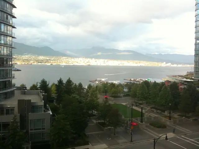 U.S. Diplomat Purchases Marc Glimcher's 'Boat House' in Palm Beach for $19.2 Million Dollars.