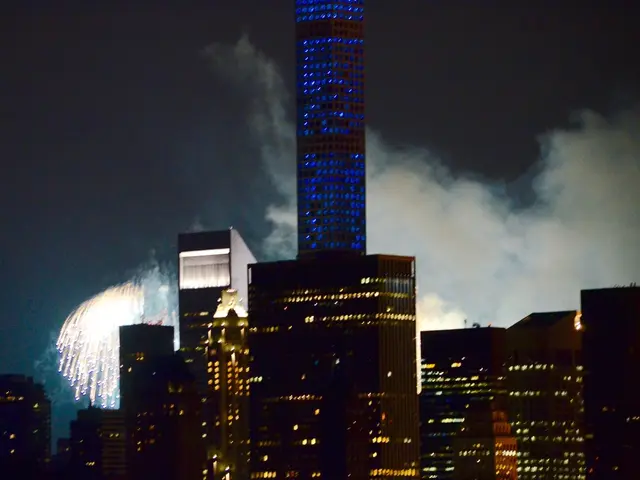 Fireworks Displays in Mets Cost $25 Annually; Syracuse Fire Chief Proposes Significant Increase