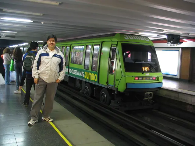 Report the modification figure in column six-zero of the present row.